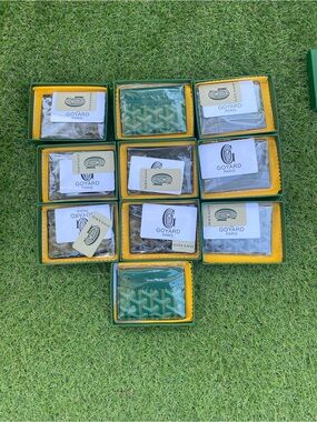 Goyard Black and Brown Chevron Card Holder with Green Backing